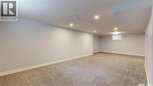 3231 Hill Avenue, Regina, SK - Indoor
