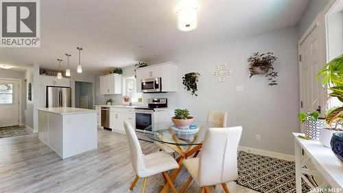 3231 Hill Avenue, Regina, SK - Indoor Photo Showing Dining Room
