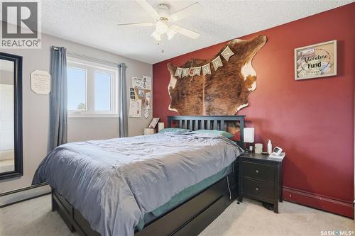 329 1St Avenue E, Mortlach, SK - Indoor Photo Showing Bedroom