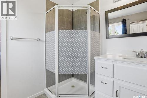 329 1St Avenue E, Mortlach, SK - Indoor Photo Showing Bathroom