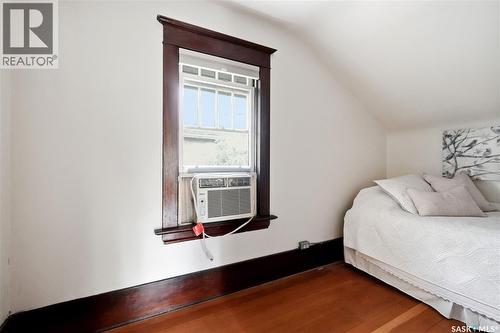 1706 15Th Avenue, Regina, SK - Indoor Photo Showing Bedroom
