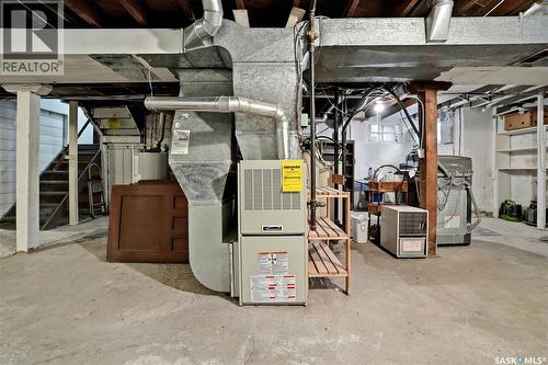 1706 15Th Avenue, Regina, SK - Indoor Photo Showing Basement