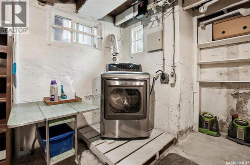 1706 15Th Avenue, Regina, SK - Indoor Photo Showing Laundry Room