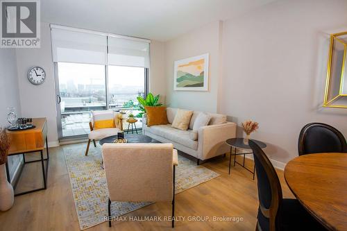 908 - 275 CARLING AVENUE , Ottawa, Ontario K1S 5Y2 4