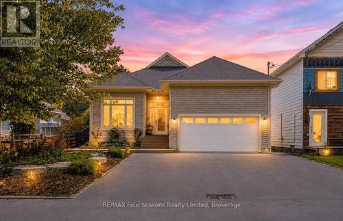 121 ELM STREET  Collingwood, ON L9Y 3J3