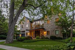 253 ROSSMORE BOULEVARD  Burlington, ON L7N 1R4