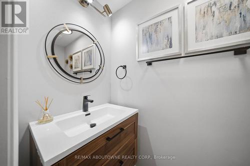 5184 Red Brush Drive, Mississauga, ON - Indoor Photo Showing Bathroom