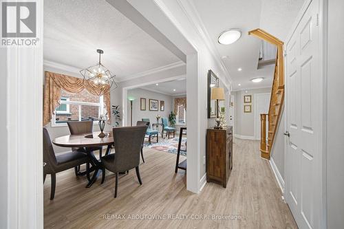 5184 Red Brush Drive, Mississauga, ON - Indoor Photo Showing Dining Room