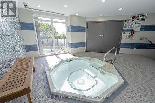 306 - 7171 Yonge Street, Markham, ON - Indoor Photo Showing Other Room