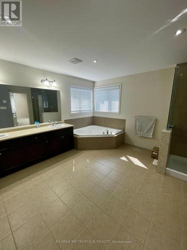 2 Doon Creek Street, Kitchener, ON - Indoor Photo Showing Other Room