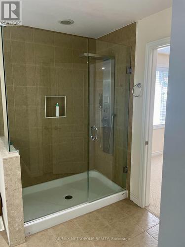2 Doon Creek Street, Kitchener, ON - Indoor Photo Showing Bathroom