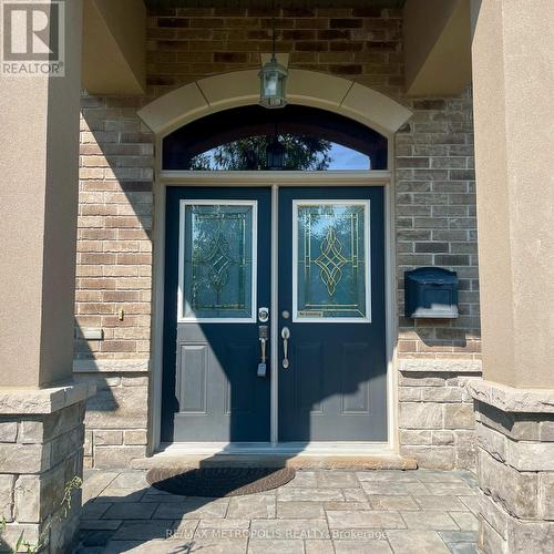 2 Doon Creek Street, Kitchener, ON - 