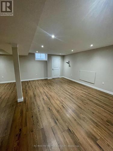2 Doon Creek Street, Kitchener, ON - Indoor