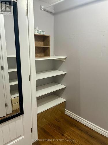 2 Doon Creek Street, Kitchener, ON - Indoor