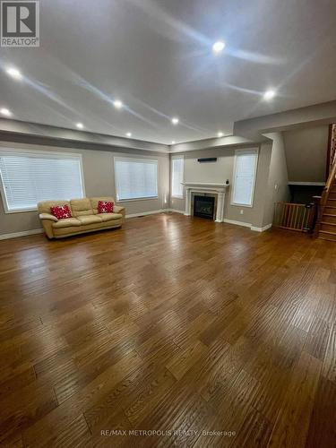 2 Doon Creek Street, Kitchener, ON - Indoor