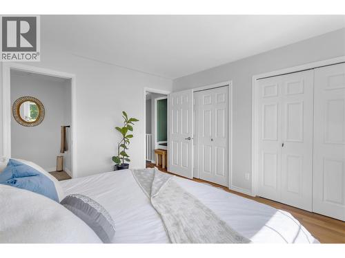 Kind size primary bedroom - 3825 Glen Canyon Drive Unit# 104, West Kelowna, BC - Indoor Photo Showing Bedroom