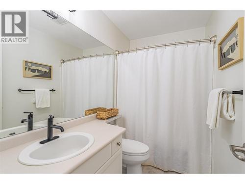 Main full bathroom - 3825 Glen Canyon Drive Unit# 104, West Kelowna, BC - Indoor Photo Showing Bathroom