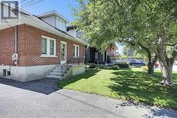 88 HELENA STREET  Ottawa, ON K1Y 3N1