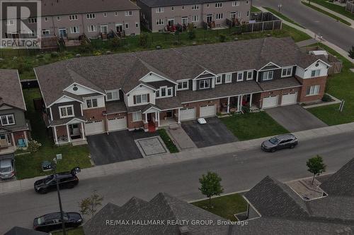 207 Willow Aster Circle, Ottawa, ON - Outdoor With Facade