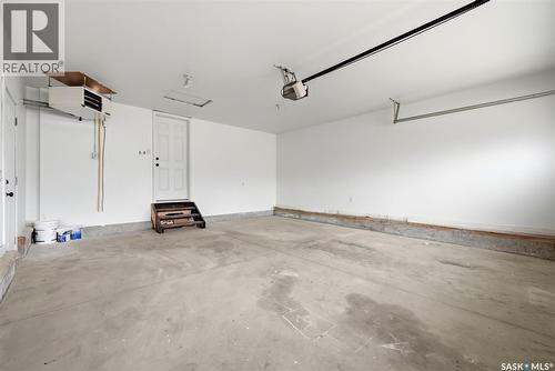 5257 Canuck Crescent, Regina, SK - Indoor Photo Showing Garage