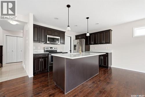5257 Canuck Crescent, Regina, SK - Indoor Photo Showing Kitchen With Stainless Steel Kitchen With Upgraded Kitchen