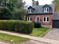 14 AVONHURST ROAD Toronto, ON M9A 2G8