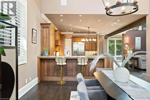 253 Rossmore Boulevard, Burlington, ON - Indoor