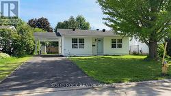2158 FILLMORE CRESCENT Ottawa, ON K1J 6A4
