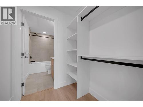 620 Coronation Avenue Unit# 312, Kelowna, BC - Indoor With Storage