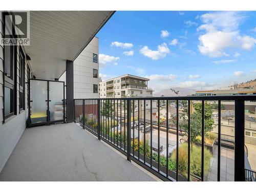620 Coronation Avenue Unit# 312, Kelowna, BC - Outdoor With Exterior
