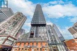 3112 - 8 WELLESLEY STREET W Toronto, ON M4Y 0J5