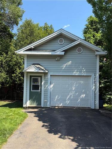 89 Winter Ave, Moncton, NB 