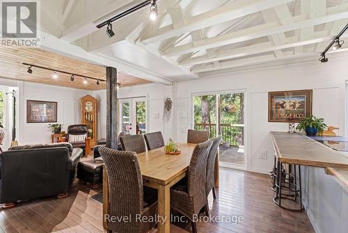 22 Camp Road, Mckellar, ON - Indoor Photo Showing Dining Room