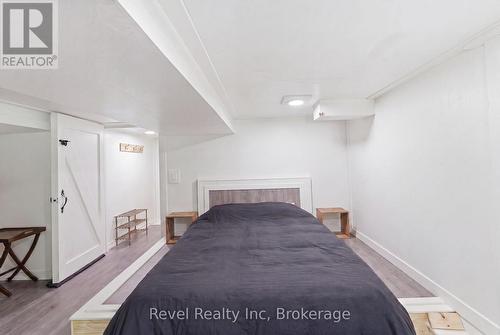 22 Camp Road, Mckellar, ON - Indoor Photo Showing Bedroom