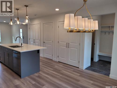 1640 1St Avenue N, Saskatoon, SK - Indoor Photo Showing Kitchen With Double Sink