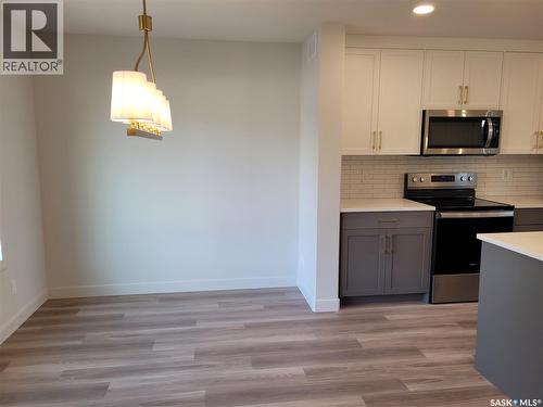 1640 1St Avenue N, Saskatoon, SK - Indoor Photo Showing Kitchen