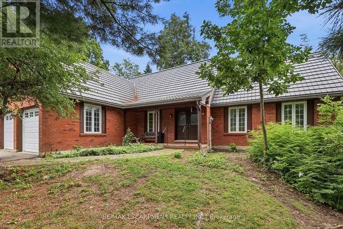 2210 1 Sideroad, Burlington, ON - Outdoor