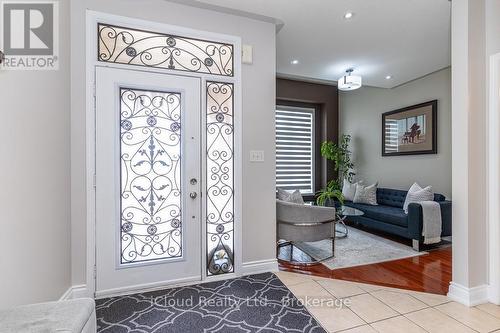 Entrance - 3340 Ferris Street, Burlington, ON - Indoor Photo Showing Other Room