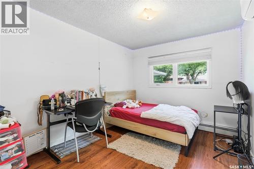 1960 Cowan Crescent, Regina, SK - Indoor Photo Showing Bedroom