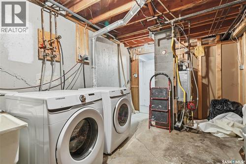 1960 Cowan Crescent, Regina, SK - Indoor Photo Showing Laundry Room