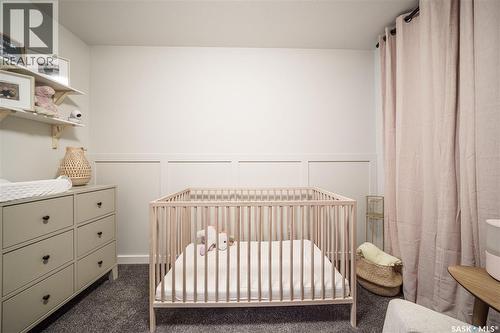 359 Marlatte Street, Saskatoon, SK - Indoor Photo Showing Bedroom