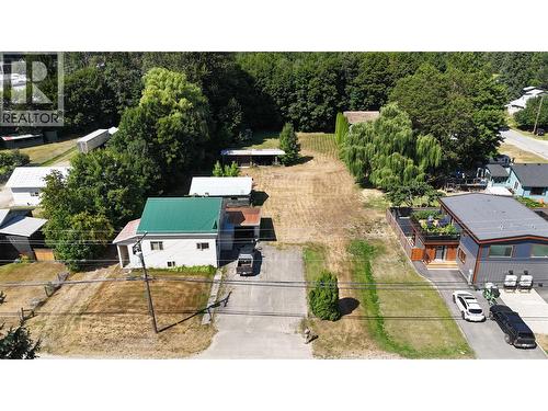 719 Big Eddy Road  Revelstoke, BC V0E 2S0