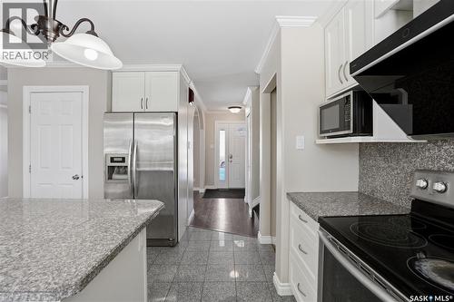 110 Meglund Place, Saskatoon, SK - Indoor Photo Showing Kitchen With Upgraded Kitchen