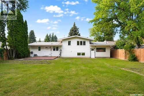 110 Meglund Place, Saskatoon, SK - Outdoor