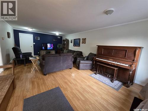258 Second Street Ne, Wadena, SK - Indoor