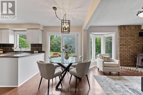 470 Aberfoyle Court, Mississauga, ON - Indoor Photo Showing Dining Room
