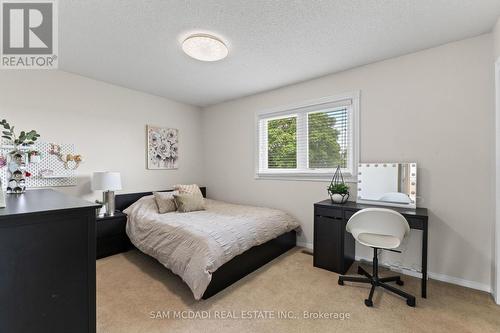 470 Aberfoyle Court, Mississauga, ON - Indoor Photo Showing Bedroom