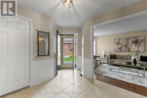 470 Aberfoyle Court, Mississauga, ON - Indoor