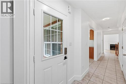 3115 Edgar Avenue, Burlington, ON - Indoor Photo Showing Other Room