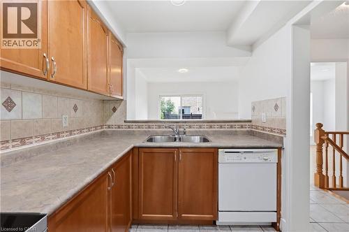 3115 Edgar Avenue, Burlington, ON - Indoor Photo Showing Kitchen With Double Sink